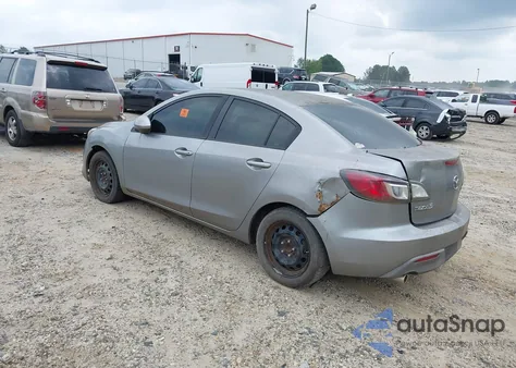 2010 Mazda Mazda3 I Sport z USA, uszkodzony, nr VIN JM1BL1SF4A1154746